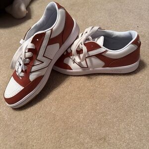 Vans Women's Flats in Red and White